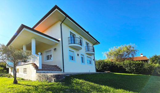 Casa en Ruiloba, Cantabria