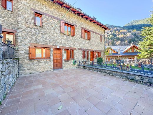 Casa de lujo en Les Valls de Valira, Lérida