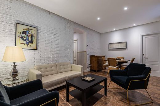 Apartment / Etagenwohnung in Madrid, Provinz Madrid