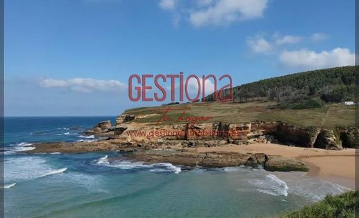 Twee-onder-een-kapwoning in Ribamontán al Mar, Provincia de Cantabria