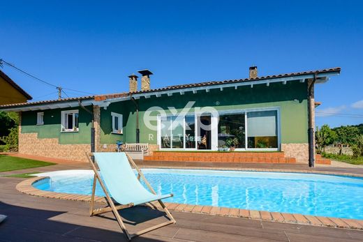 Detached House in Langreo, Province of Asturias