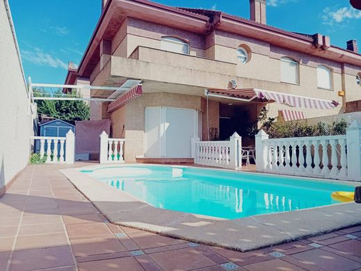 Einfamilienhaus in Cáceres, Estremadura