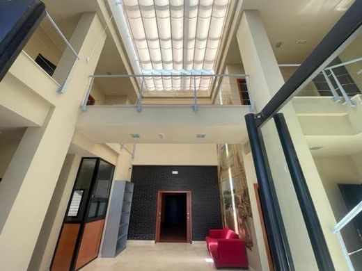 Kamienica w Palomares del Río, Provincia de Sevilla