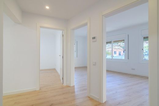 Apartment / Etagenwohnung in Barcelona, Provinz Barcelona