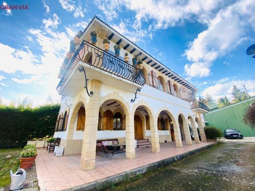 Detached House in Nalda, Province of La Rioja