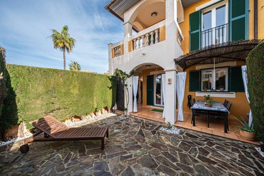 Mehrfamilienhaus in Llucmajor, Balearen Inseln