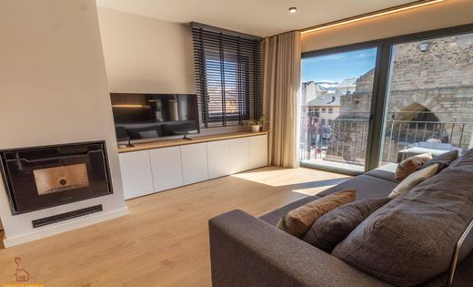 Penthouse in Puigcerdà, Province of Girona