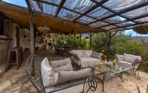 Rural or Farmhouse in Alcaucín, Malaga