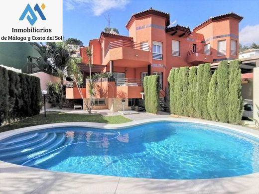 Chalet Pareado en Torremolinos, Málaga