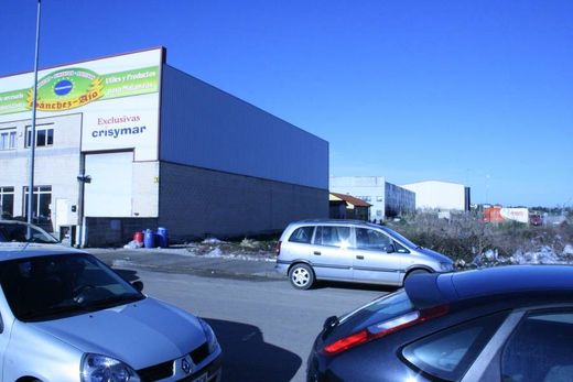 Land in Heras, Province of Cantabria