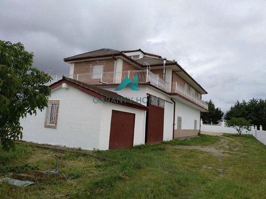 Luxus-Haus in Castellanos de Villiquera, Salamanca