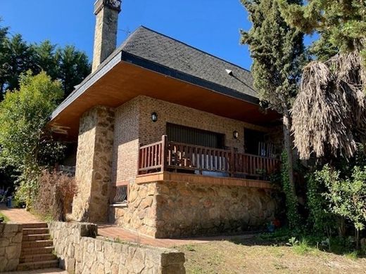 Einfamilienhaus in Majadahonda, Provinz Madrid