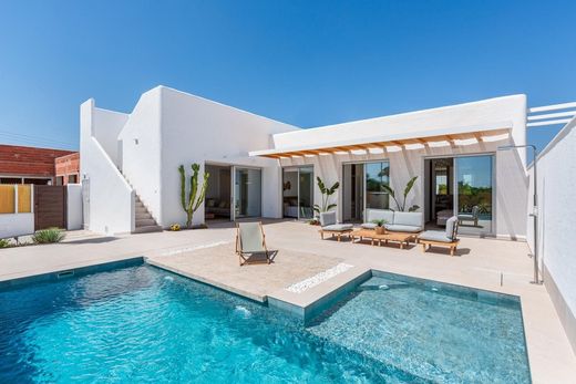 Villa in Benijofar, Alicante