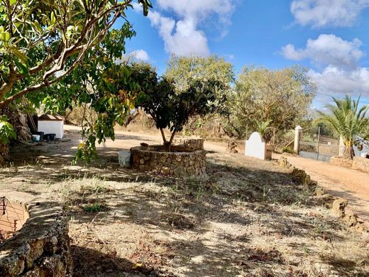 ‏בתים כפריים או חוות ב  Villanueva del Rosario, Provincia de Málaga