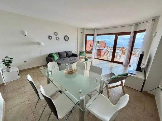 Penthouse in Benalmádena, Malaga