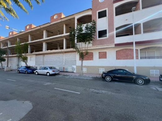 Wohnkomplexe in San Fulgencio, Alicante