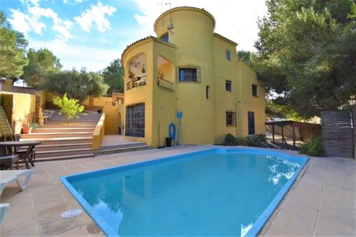 Detached House in Playas de Orihuela, Alicante