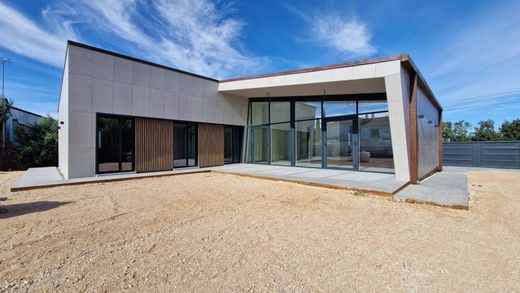 Einfamilienhaus in Nuevo Baztán, Provinz Madrid