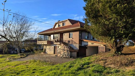 Casa en Reocín, Cantabria