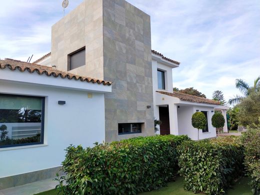 Detached House in Chiclana de la Frontera, Cadiz