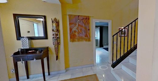 Detached House in León, Leon