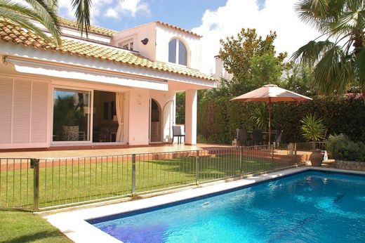Detached House in Sant Pere de Ribes, Province of Barcelona