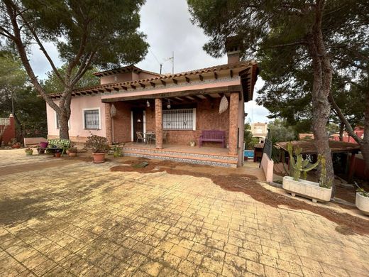 Villa in San Miguel de Salinas, Alicante