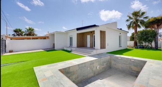 Casa Unifamiliare a Torrevieja, Provincia de Alicante