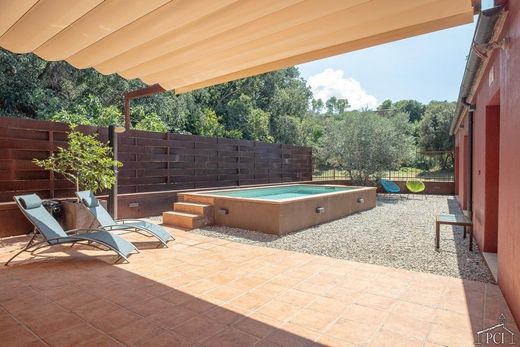 Πολυτελή κατοικία σε Fonteta, Província de Girona