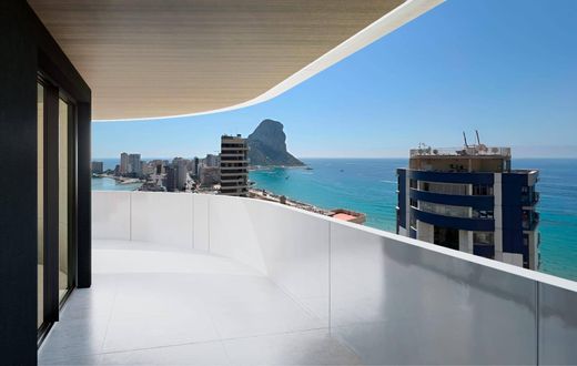 Apartment / Etagenwohnung in Calp, Alicante