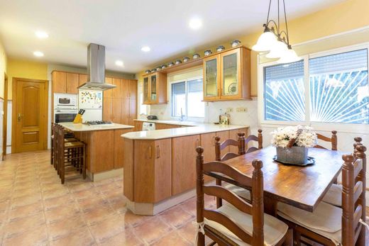 Einfamilienhaus in Torrent, Valencia