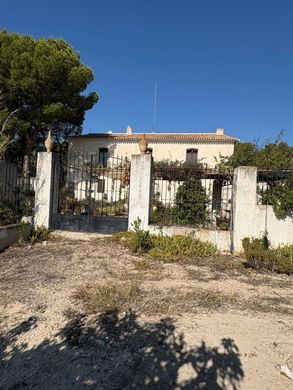 ﻣﻨﺰﻝ ﺭﻳﻔﻲ/ ﺑﻴﺖ ﻤﺰﺭﻋﺔ ﻓﻲ Villajoyosa, Provincia de Alicante