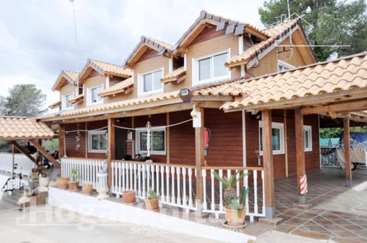 Detached House in Monserrat, Valencia