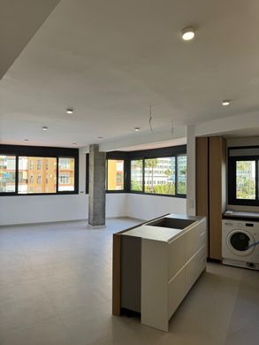 Apartment / Etagenwohnung in Torremolinos, Málaga