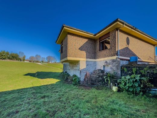 Luxury home in Hazas de Cesto, Province of Cantabria