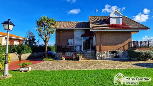 Einfamilienhaus in Mahoño, Provinz Cantabria