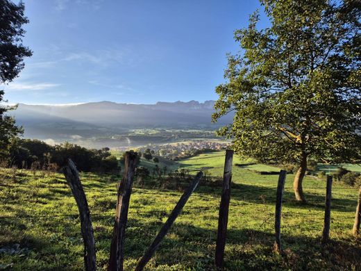 地皮  Vallejo de Mena, Provincia de Burgos