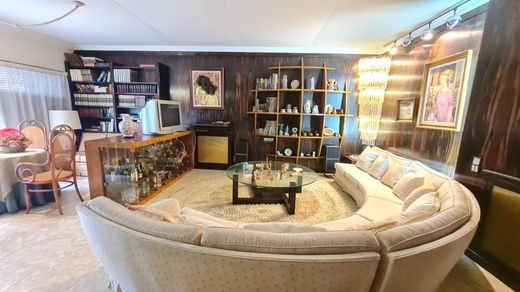 Luxury home in Elda, Alicante