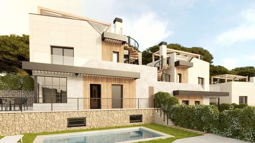 Mehrfamilienhaus in Polop, Alicante