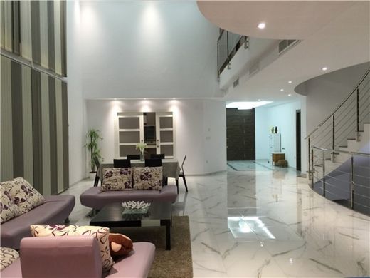 Detached House in Elche, Alicante