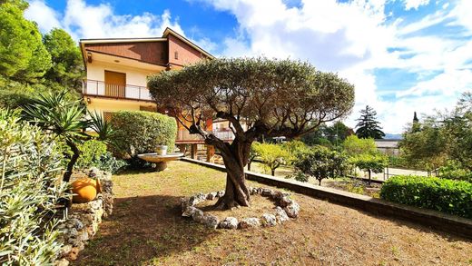 Corbera de Llobregat, ばるせろなの一戸建て住宅