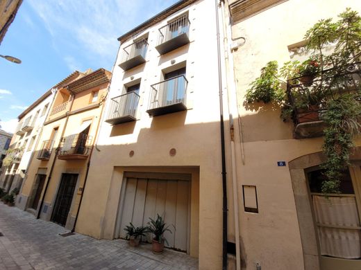 Verges, Província de Gironaのアパートメント・コンプレックス