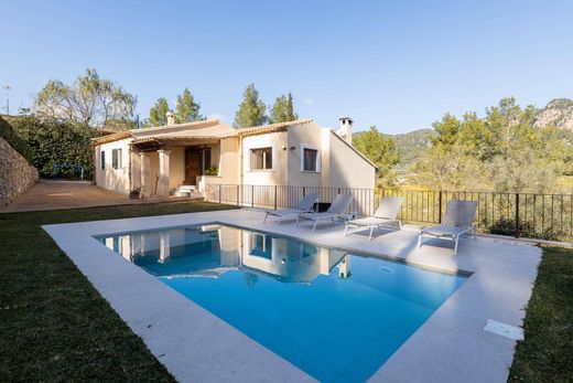 Luxe woning in Puigpunyent, Balearen