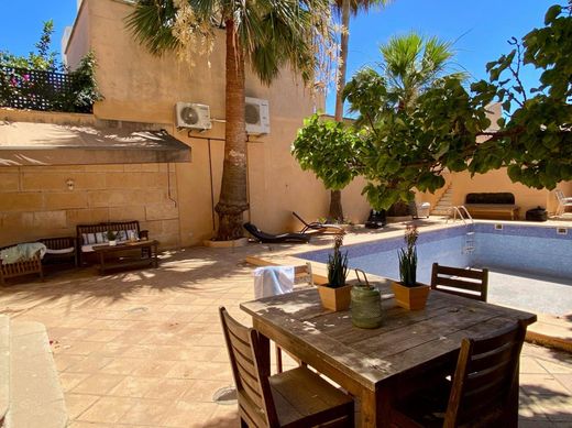 Apartment / Etagenwohnung in Palma de Mallorca, Balearen Inseln