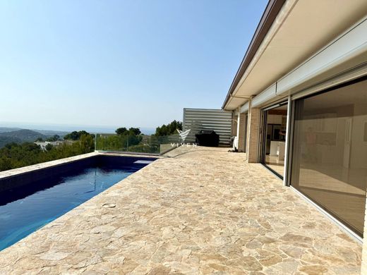 Villa in Castellet, Province of Barcelona