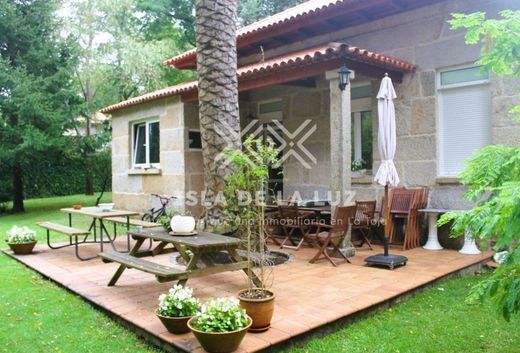 Detached House in O Grove, Pontevedra