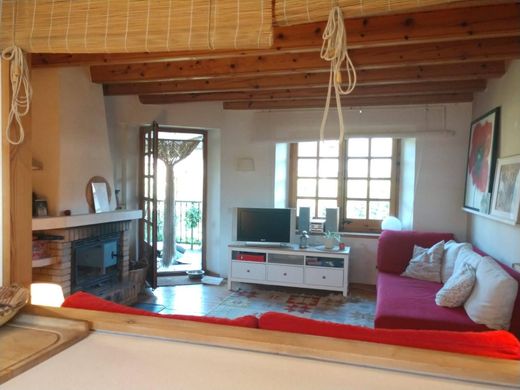 Semidetached House in Prats i Sansor, Province of Lleida