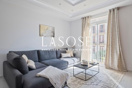 Apartment / Etagenwohnung in Barcelona, Provinz Barcelona