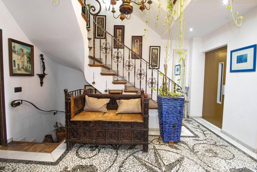 Luxury home in Peligros, Granada