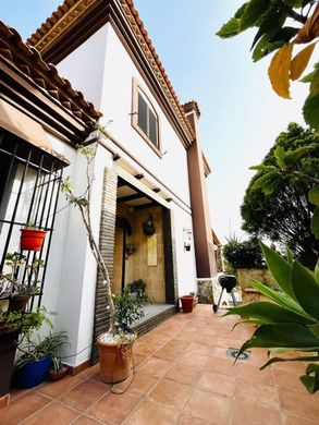 Detached House in Algeciras, Cadiz
